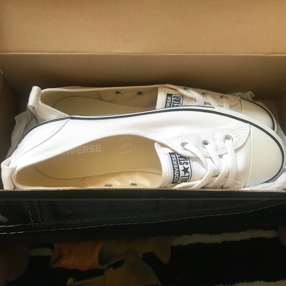 Converse SNEAKERS